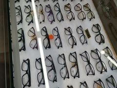 -新镜界眼镜(乐坊大华生活广场店)
