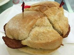 猪扒包-义顺牛奶公司(庇利金街店)