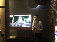 -萧邦音乐会所KTV(向西店)