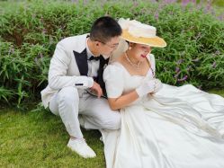 -黑马婚纱摄影