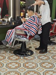 -豪帅男士理容馆