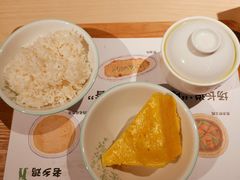 -老乡鸡(上海白玉兰广场店)