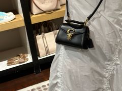 -宁波杉井奥特莱斯广场