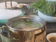 -鼎泰亨·海鲜牛肉餐厅(滨江店)