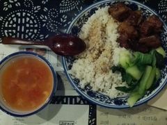 -蜗牛小馆醉乡民谣云南菜(惠新西里店)