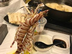 -鲜入围煮花胶鸡海鲜火锅