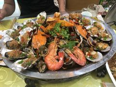 -大城·烧烤海鲜大排档(台东店)