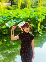 -一揽芳华汉服旗袍体验馆(拙政园店)