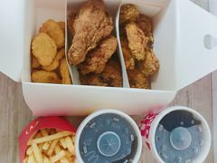 -麦当劳(得来速店)