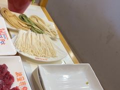 -浪里寻·臻牛养生牛肉火锅(方圆荟店)