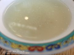 -毛辣果·贵州红酸汤牛肉火锅(西单店)