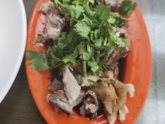 真品拆骨肉-四平包子铺