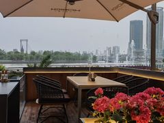 -MONICH牛排融合餐厅(和义大道购物中心店)