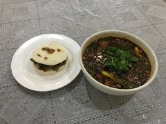 -YI PIN JU 一品居中餐厅 中国超市