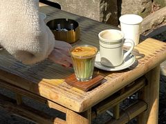 -Metal hands·铁手咖啡