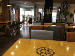 大堂-顶顶红石锅拌饭(步行东街店)