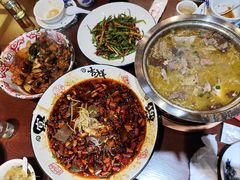 -八大碗·地道东北菜(中街店)