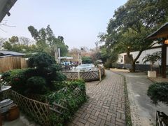 -花间酒庭院餐厅(谷山店)