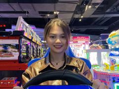 -反斗乐园π·电玩·高空拓展·蹦床(龙华天虹店)