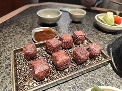 -三出山火锅(南京万象天地店)