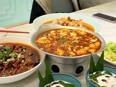 -孔雀云贵川·融合菜(长宁来福士店)