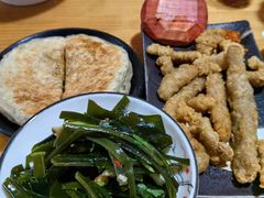 -小椒羊.羊肉粉 龙虾 羊肉串(新地旗舰店)