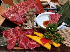 -炼火烤肉店