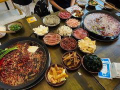 -黄潇洒老火锅(九眼桥宏济巷店)