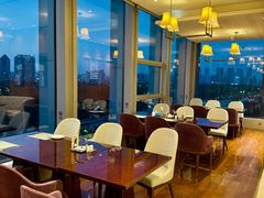 -南湖名都·景湖轩全日制餐厅·海鲜自助·东南亚风味·临湖而食
