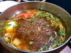 小国冰镇大冷面-东大桥小国抻面烧烤(长通路店)
