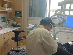 -上海仁爱医院口腔科 · 种植