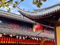 -龙华寺