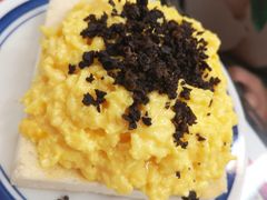 黑松露炒蛋多士-華人 華星冰室(氹仔 店)