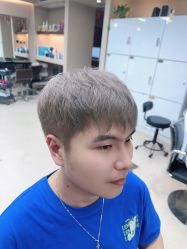 -MOON·HAIR SALON木恩造型