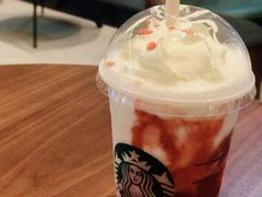 草莓轻乳酪星冰乐-星巴克臻选(江门汇悦大融城店)