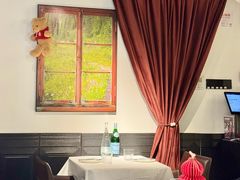 -LESCEDARS Brasserie Bistro香柏树