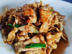 石榴花炒肉-乡绅本色白家厨坊