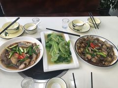 -鑫悦楼煎蟹·16年海鲜大排档