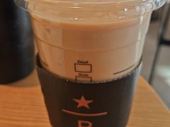 -星巴克臻选(青岛麦凯乐分店)