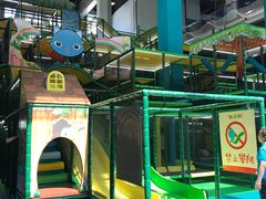 -蒙特利亲子乐园