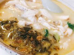 招牌黄鱼面-明呈黄鱼面馆(斜土路店)