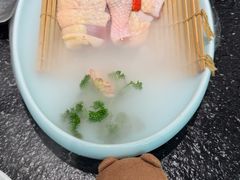 -得意咚瓜·顺德鱼生·冬瓜火锅(深圳首店)