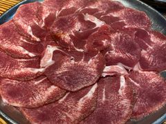 -青瓦炭韩潮烤肉(花园道店)