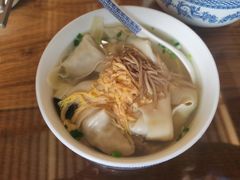 -笑来喜馄饨小笼工坊店(湖滨街店)