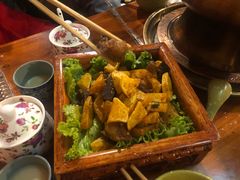 -嘎咓讓咘藏餐厅(团结新村店)