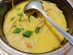 -醉辉皇上海之巅(上海中心大厦店)