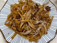 乾炒牛河-喜莲咖啡