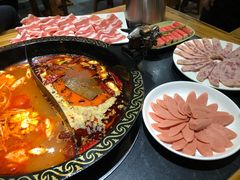 -渝大龙重庆火锅(温泉月亮湾店)