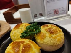 酥皮叉烧包-白天鹅宾馆-宏图府餐厅