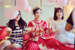 -艾慕婚纱礼服馆(和平店)